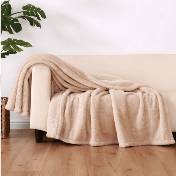 Пледы и покрывала